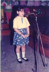 Gazal regaling an audience with her favourite joke